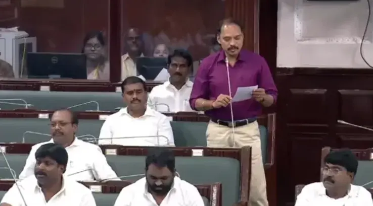 காவிரி கூட்டுக் குடிநீர் குழாய் கசிவால் சிறுவன் உயிரிழப்பு அரசு அதிகாரிகளின் அலட்சியமே காரணம் – சட்டப்பேரவையில் எம்.எல்.ஏ. முத்துராஜா குற்றச்சாட்டு