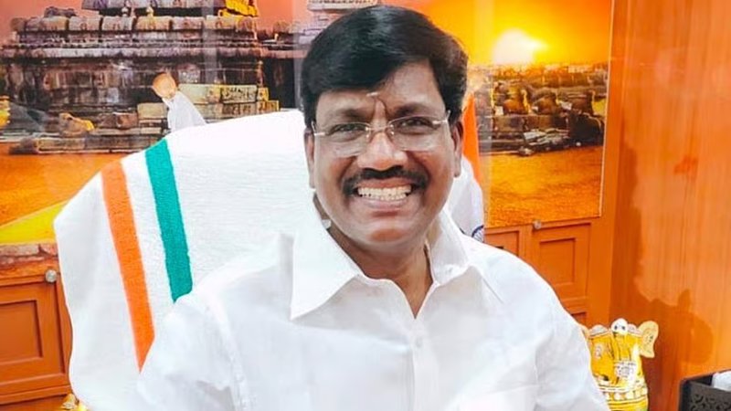 உயர்கல்வி பயிலும் மாணவர்களுக்கு பிணையின்றி ரூ.20 லட்சம் கல்விக் கடன் - அமைச்சர் விஸ்வநாதன் பேட்டி