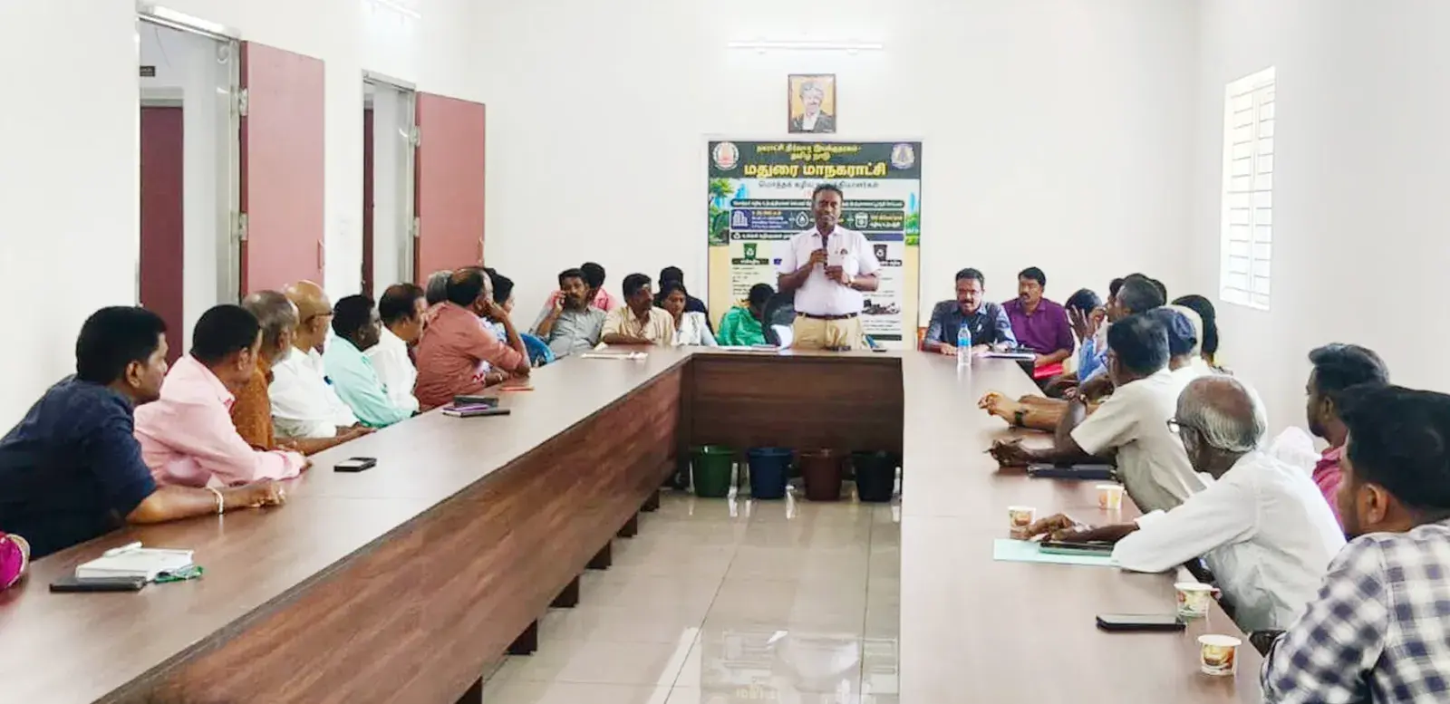 மொத்தக் கழிவு உருவாக்குநர்களுக்கு விழிப்புணர்வு: மதுரை மாநகராட்சியின் புதிய முயற்சிக்கு பாராட்டு!